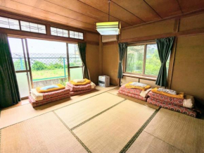 北アルプスの麓一軒家シェアハウスの中にある和室宿
